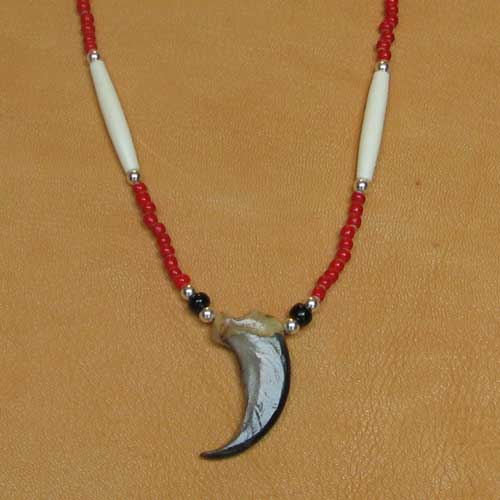 Single Bear Claw & Glass Beads Necklace